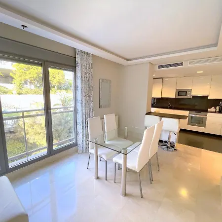 Apartment Brand New Modern 2 Bdrms Duplex Penthouse . Sea Views. 3 Min Walk To Beach! Benalmadena